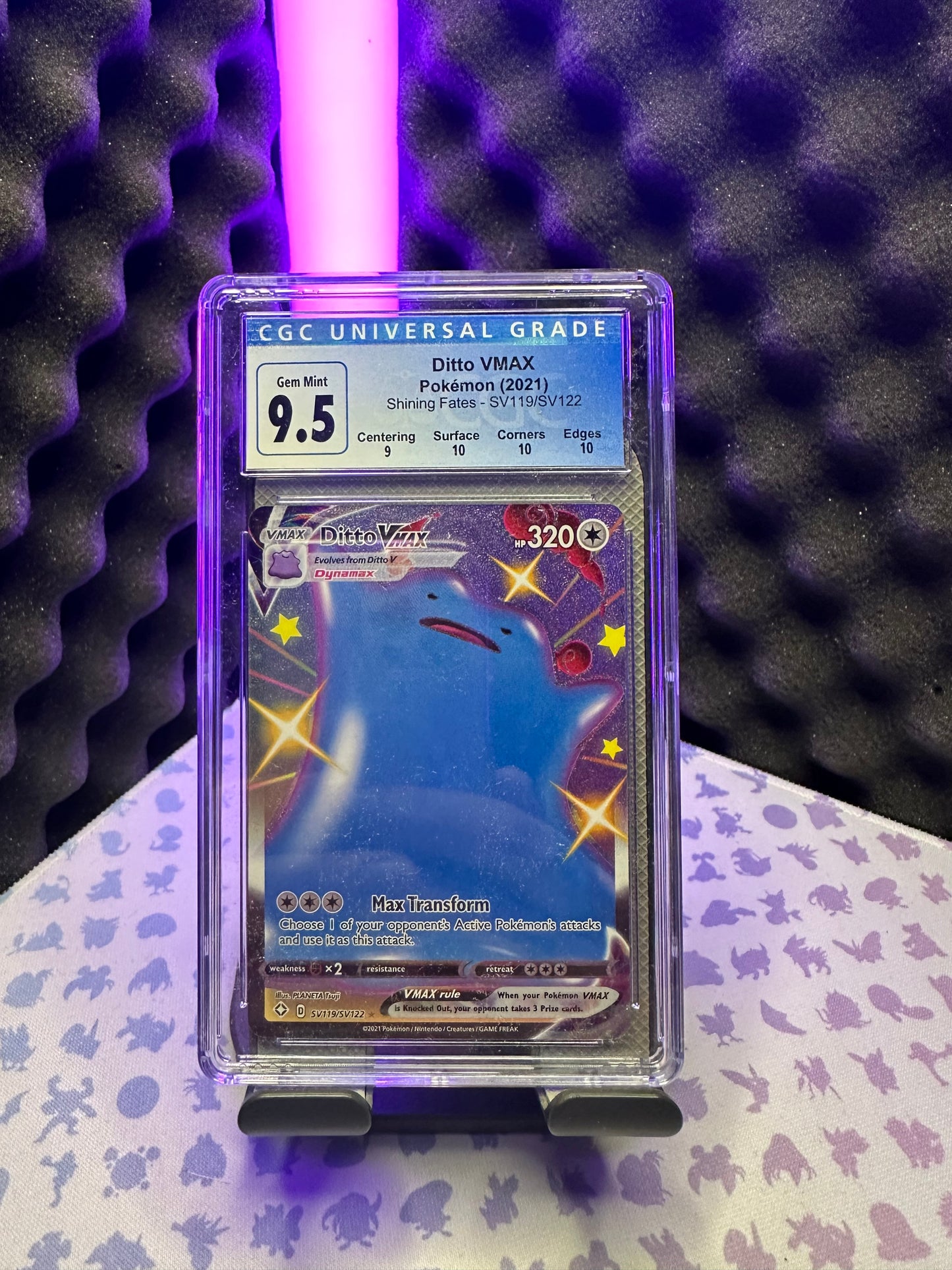 Ditto VMAX (SHF SV119) CGC 9,5